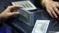 Berdasarkan data Financial Times, Jumat (28/2), rupiah merosot hingga level Rp 14.350 per dolar AS.