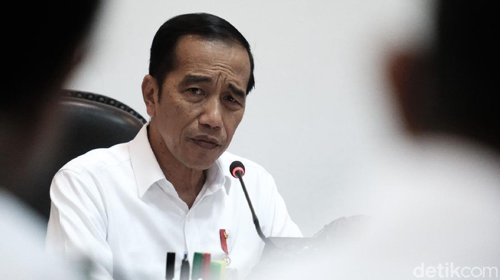 Presiden Joko Widodo (Jokowi) saat memimpin rapat soal pusat data nasional