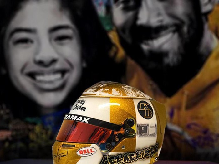 Helm Sean Gelael F2 2020 bertemakan Tribute to Kobe Bryant