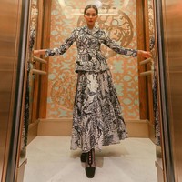 Tidak berprofesi sebagai artis, Alyssa Daguise, populer di media sosial. Dia memiliki gaya stylish yang kerap mendapat pujian dari ratusan ribu pengikutnya di Instagram.Foto: Instagram @alyssadaguise