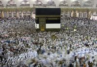 Warga Saudi dan Ekspatriat dilarang Umroh.