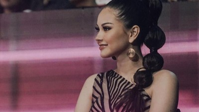 8 Pesona Alyssa Daguise yang Bikin Al Ghazali Sulit Berpaling ke Lain Hati