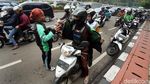 Ada Sweeping Aksi Demo, Ojol yang Narik Penumpang Ganti Jaket