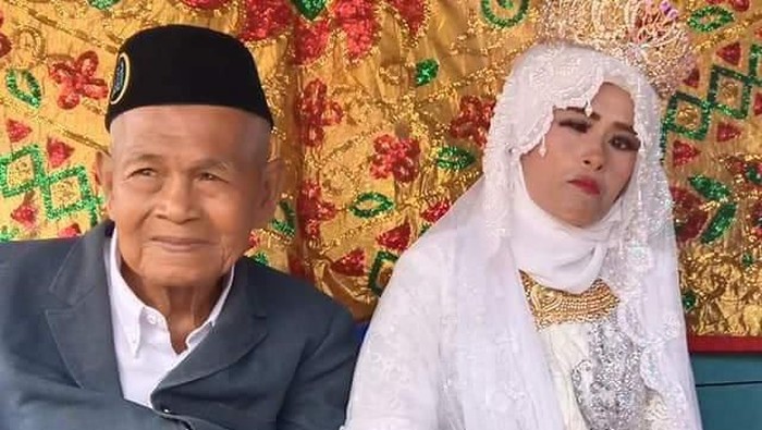 Sewindu Ditinggal Istri, Kakek 103 Tahun di Sulsel Nikahi Gadis Perawan (dok. Istimewa)