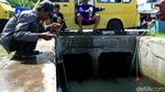 Cara Unik Memancing Ikan di Dermaga Palabuhanratu