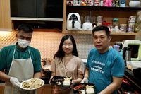 Hanya di Dapur Rumah, Wanita Ini Sukses Jualan Rice Bowl Salmon 