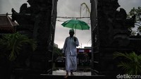 Perayaan tersebut digelar di kawasan Pura Dalem, Tanjung Puri, Jakarta Utara, Sabtu (29/2/2020).