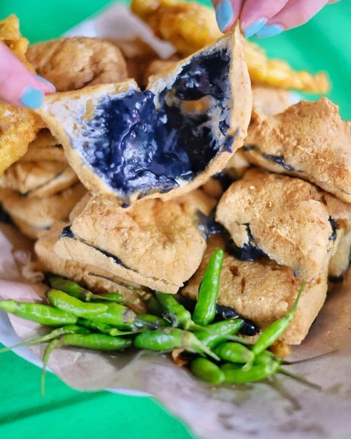 fried tofu served with hot spicy chilli soy sauce