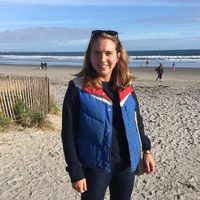 Curhat Wanita 'Biasa' yang Mantannya Kini Pacaran dengan Seorang Lady Gaga