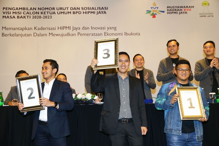 Suasana Pengambilan Nomor Caketum HIPMI Jaya Panitia Pengarah (SC) telah menetapkan caketum HIPMI Jaya. Mereka adalah Andi Indra Hardiansyah Rukman, Noor Sona Maesana Mushonnif dan Muhamad Alipudin.