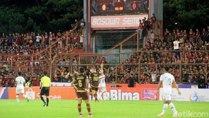 PSM Makassar mengawali petualangan di Shopee Liga 1 2020 dengan manis. Juku Eja memetik kemenangan tipis 2-1 atas Super Elang Jawa.