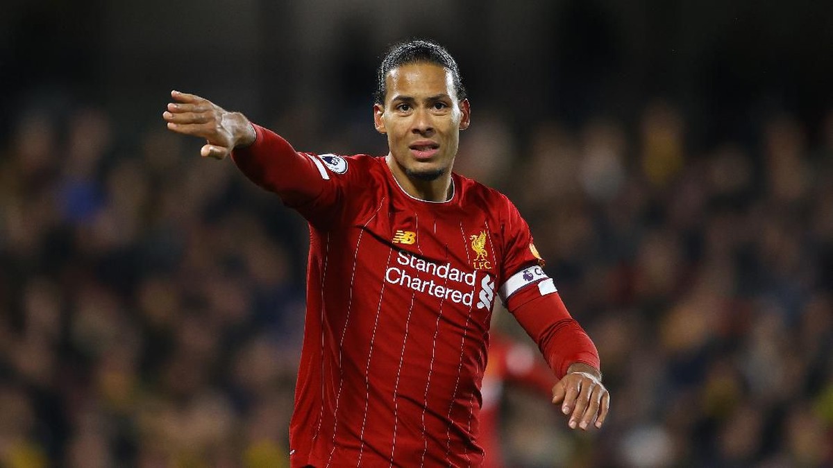 Penantian Van Dijk Masuk Jajaran Spesial Berisikan 4 Pemain. (Foto: Getty Images/Richard Heathcote)