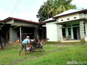 Belajar dari YouTube, Tukang Las Ini Rakit Helikopter dari Besi Rongsok