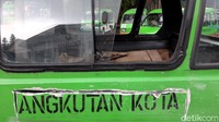 Program konversi 2:1 merupakan upaya mengatasi kemacetan dan penataan transportasi di Kota Bogor. Ke depan, Pemkot Bogor akan menjadikan kawasan tengah Kota Bogor menjadi kawasan bebas angkot atau zero angkot dan digantikan dengan bus dan trem.