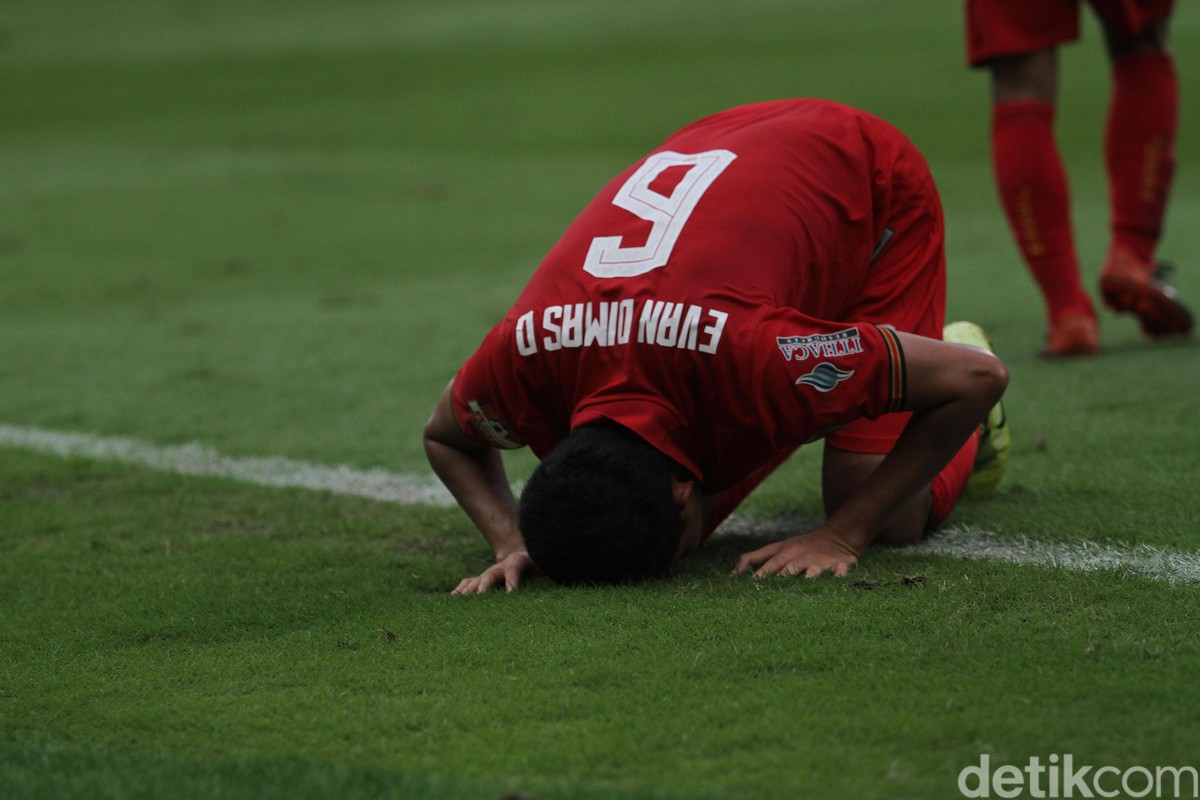 Lihatlah Begitu Tenangnya Evan Dimas (Rifkianto Nugroho/detikSport)