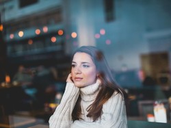 Kebiasaan Melamun Ternyata Baik untuk Otak, Asal Tahu Caranya