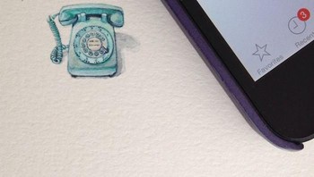 Hasilnya, lukisan Rothshank terlihat seperti miniatur yang kadang hanya berukuran seujung jari. Foto: Brooke Rothshank