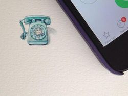 Keren! Ilustrasi Mini Ini Hanya Sebesar Ujung Jari