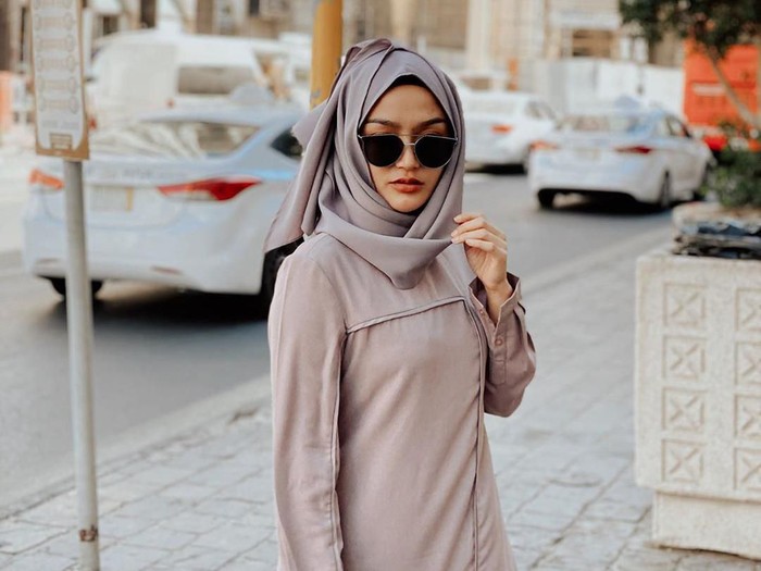 Siti Badriah Berhijab
