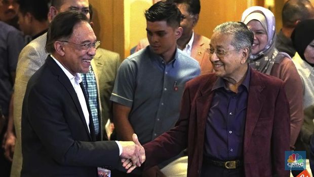 Gaduh Politik Malaysia, Mahathir Sebut Muhyiddin Pengkhianat