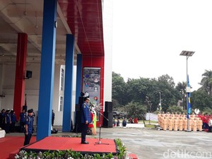 Anies Jadi Inspektur Upacara HUT ke-101 Damkar DKI