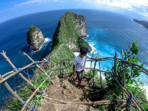 Nusa Penida, Keindahan Pulau Dewata yang Tak Biasa