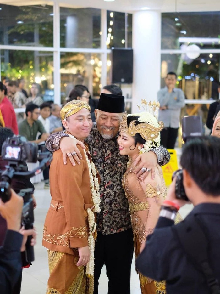 Indro Warkop di Pernikahan Anak Dono