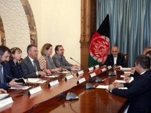 Akhiri Perang, AS-Taliban Teken Perjanjian Damai