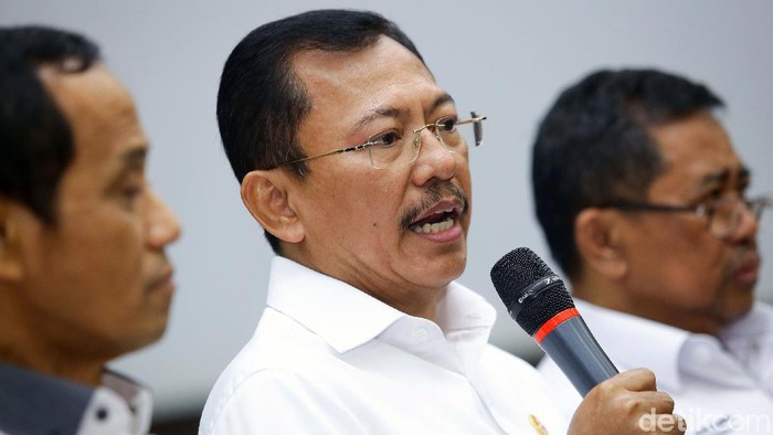 Menkes Terawan Bicara Kondisi 2 WNI Positif Corona Menkes Terawan terus memantau kondisi 2 WNI yang positif virus corona. Kondisi kedua orang itu pun dilaporkan cukup baik.