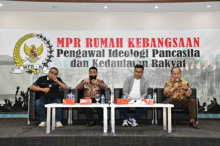 MPR RI