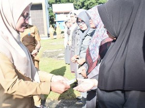 1.000 Guru Honorer di Luwu Utara Dapat Kartu BPJS Ketenagakerjaan