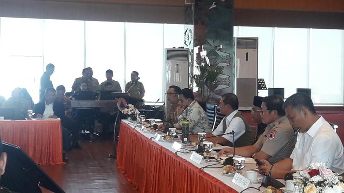 FGD Mencari Solusi Penanganan Banjir di Jakarta dan Sekitarnya di Gedung BNPB. (Foto: Ilman/detikcom)