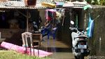 Penampakan Permukiman Cipinang Melayu yang Masih Tergenang Banjir