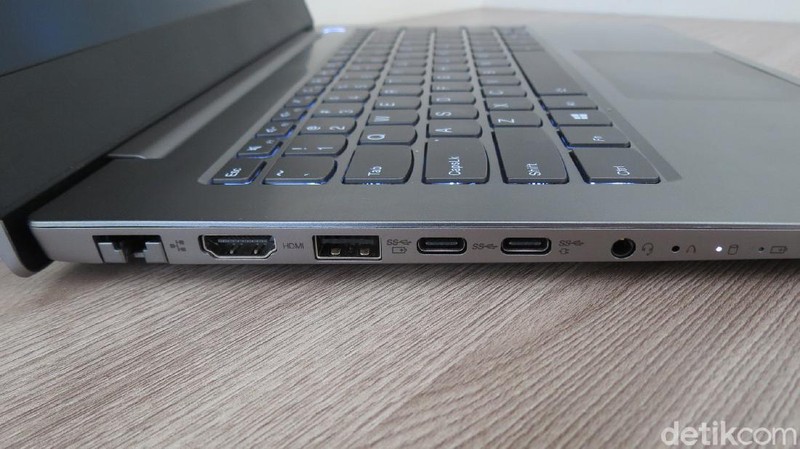 Lenovo ThinkBook 14 Berbagai Sisi