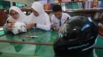 Canggih! Helm Pintar Ini Buatan Anak SMA di Boyolali Lho