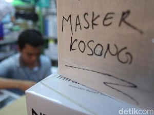 Pasar Jaya Akan Batasi Pembelian Masker dan Hand Sanitizer