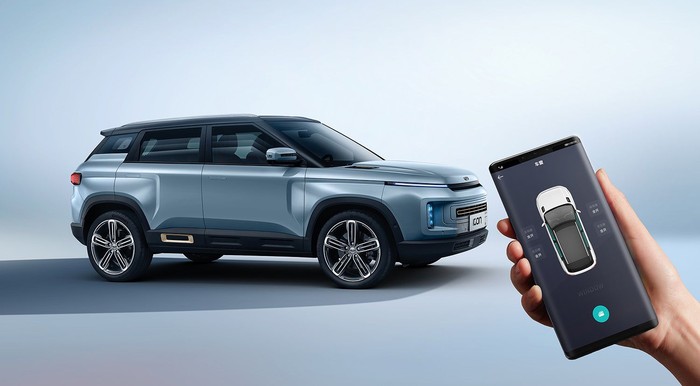 Geely Luncurkan SUV yang Diklaim Bisa Tangkal Corona