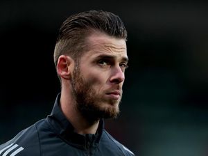 10 Pemain Liga Inggris yang Suka Dipanas-panasin di Twitter