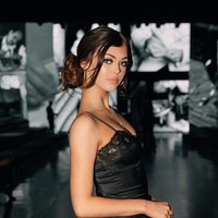 Loren Gray jadi perbincangan karena penampilannya di video klip terbaru Taylor Swift, The Man. Salah satu adegan di mana ia rolling eyes dianggap ikonik. Kehadiran singkatnya pun dipuji banyak netizen. Foto: Instagram @loren