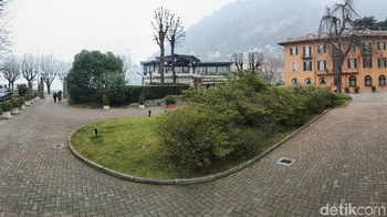 Foto panorama sebuah taman di Kota Como, Italia. Bikin foto macam ini mudah saja dengan Oppo Find X2, responsnya cepat saat smartphone digerakan menyapu pemandangan (Fitraya Ramadhanny/detikcom)