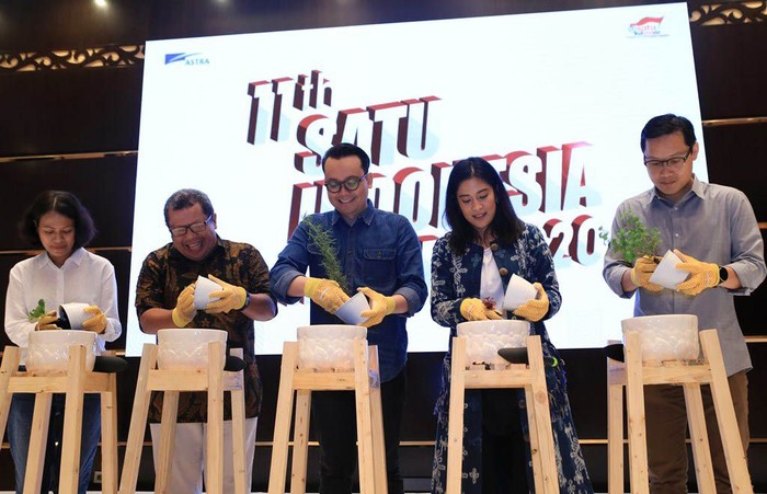 PT Astra International Tbk kembali menggelar Semangat Astra Terpadu untuk Indonesia (SATU Indonesia Awards). Acara untuk memberikan apresiasi kepada anak muda yang telah membuat perubahan positif pada lingkungan sekitarnya.