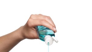 Ketahui Efek Samping Terlalu Sering Pakai Hand Sanitizer untuk Cegah Corona