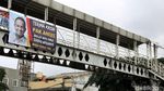 Spanduk Terima Kasih untuk Gubernur Anies Mejeng di JPO Ibu Kota