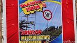 Meme Tertib Berlalu Lintas Mejeng di Bandung