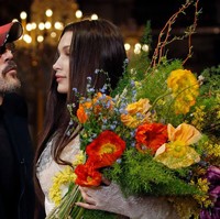 Menurut Andreas, koleksi Fall 2020 ini diciptakan sebagai penangkal energi negatif. “Saya ingin mengusir roh setan yang ada di sekitar,” kata dia kepada British Vogue di belakang panggung. (Foto: Getty Images/Thierry Chesnot)