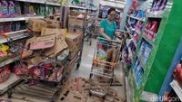 Selain itu Moeldoko akan berkoordinasi dengan Kementerian Perdagangan untuk mengecek ketersediaan sembako di pasar.