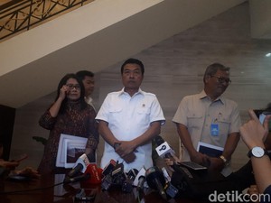 Istana Imbau Identitas Warga Positif Corona Tak Disebar