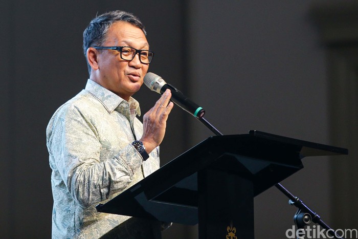 Jakarta Energy Forum 2020 resmi dibuka oleh Menteri ESDM Arifin Tasrif. Acara ini bertema  The Future of Energy.