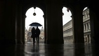 Hingga 1 Maret lalu, diketahui ada 1.128 orang terinfeksi virus corona dimana 29 orang tewas akibat virus tersebut. AP Photo/Fransisco Seco.