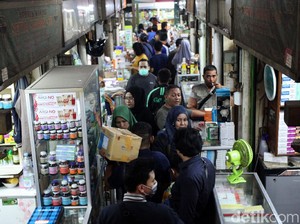 Geger Corona, Buruh Jadi Demo Tolak Omnibus Law?